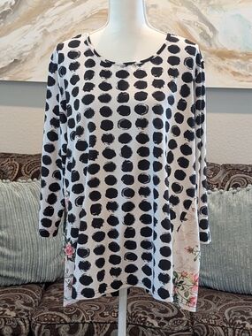 Black & White Polka Dot Floral Top